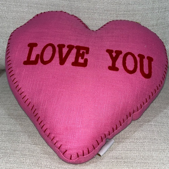Valentine’s day Envogue Love You Pink Red Heart Decorative Pillow - Picture 6 of 8